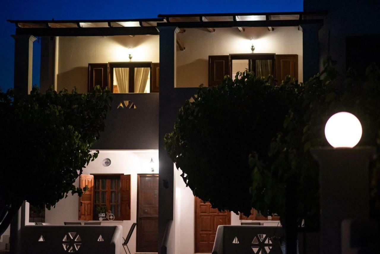 סקירוס Athena'S Houses מראה חיצוני תמונה